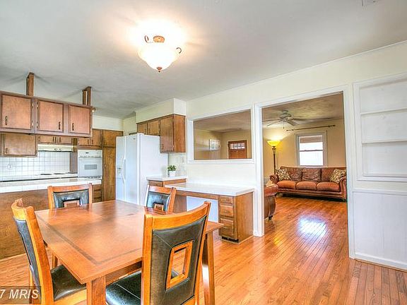 Open Flowing Floor Plan