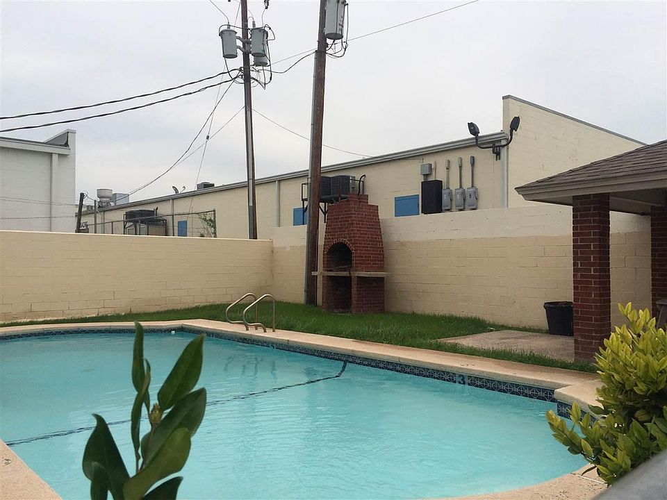2nd image of 1205 International Blvd APT 6