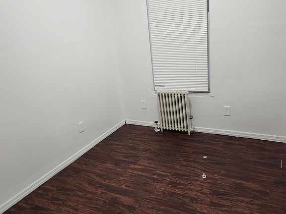 4th image of 83-85 Park Ave #83-A