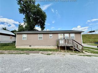 1648 Jefferson Ave, Huntington, WV 25704