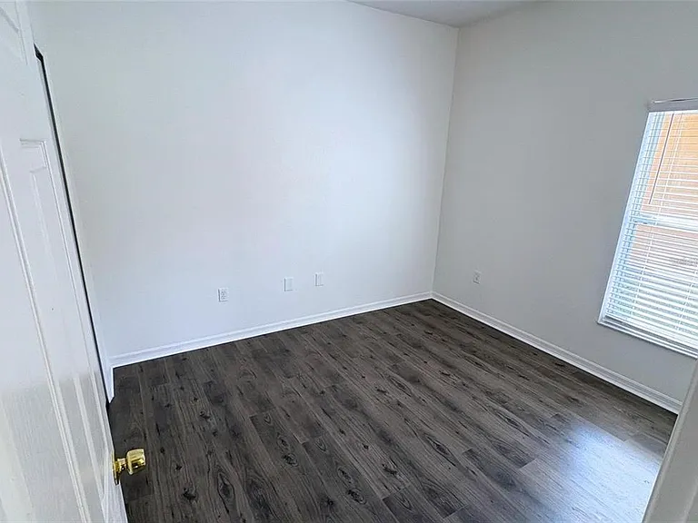 3637 Weatherfield Dr — Photo 16