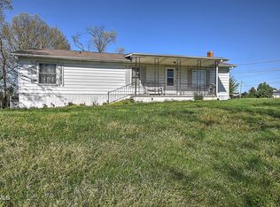2000 McKinney Dr, Kingsport, TN 37660