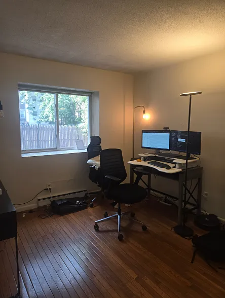 2 bed, 746 sqft, $2,300 — Photo 2