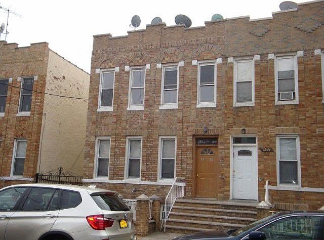 2nd image of 1946 64th St