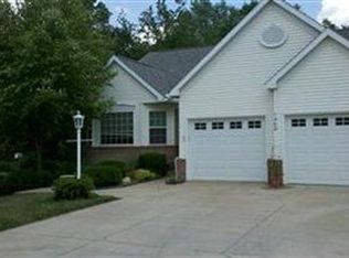 1488 Camden Ridge Blvd, Akron, OH 44312