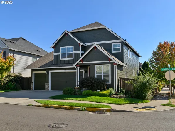15432 SE Hidden Falls Dr, Clackamas, OR 97015