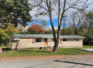 3308 Bishop St, Tunnel Hill, GA 30755