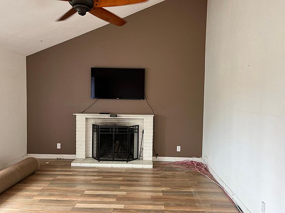 2nd image of 8291 Torero Pl
