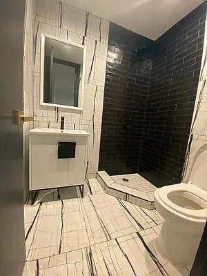 Rented by EXR | media 21