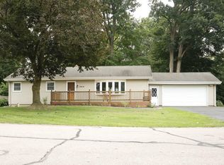 6816 2nd St, Coloma, MI 49038
