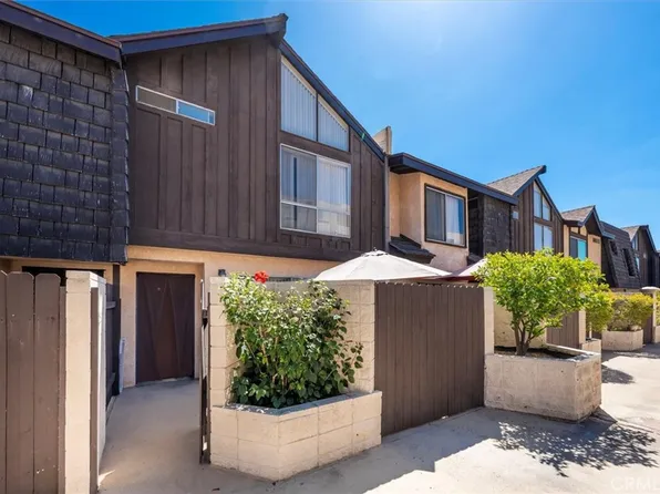 5461 Newcastle Ave APT 8, Encino, CA 91316