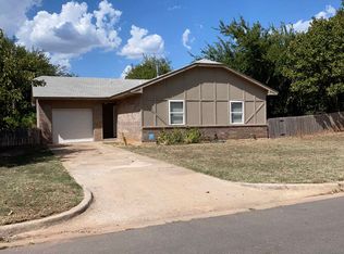 3105 Gwendolyn Ln, Edmond, OK 73034