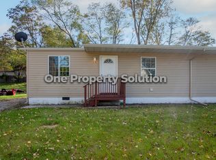 13-15 Lincoln Ave, New Chicago, IN 46342