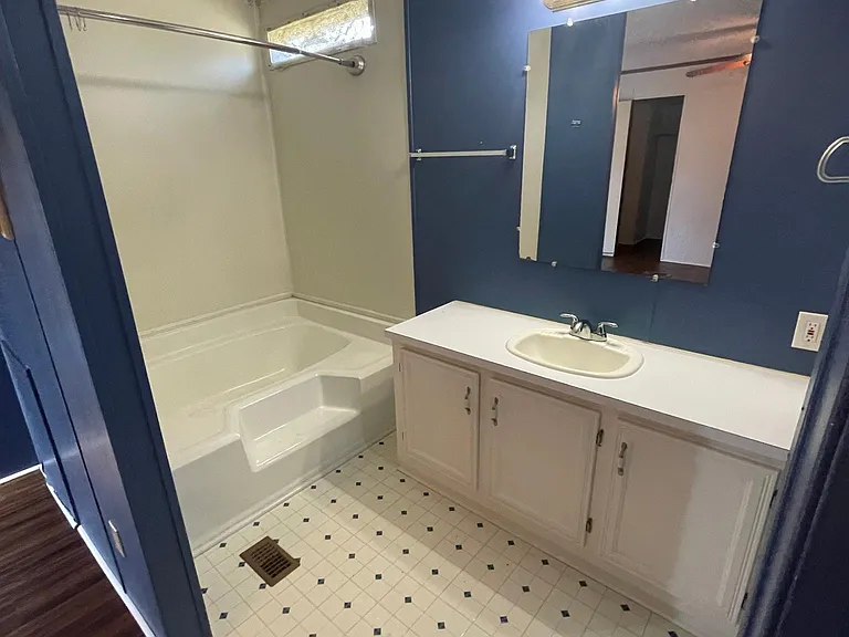 880 Cedar Lake Rd #61 — Photo 9