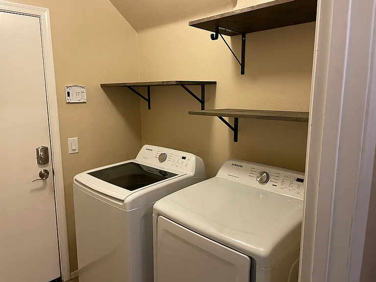 5217 W Fulton St — Photo 33