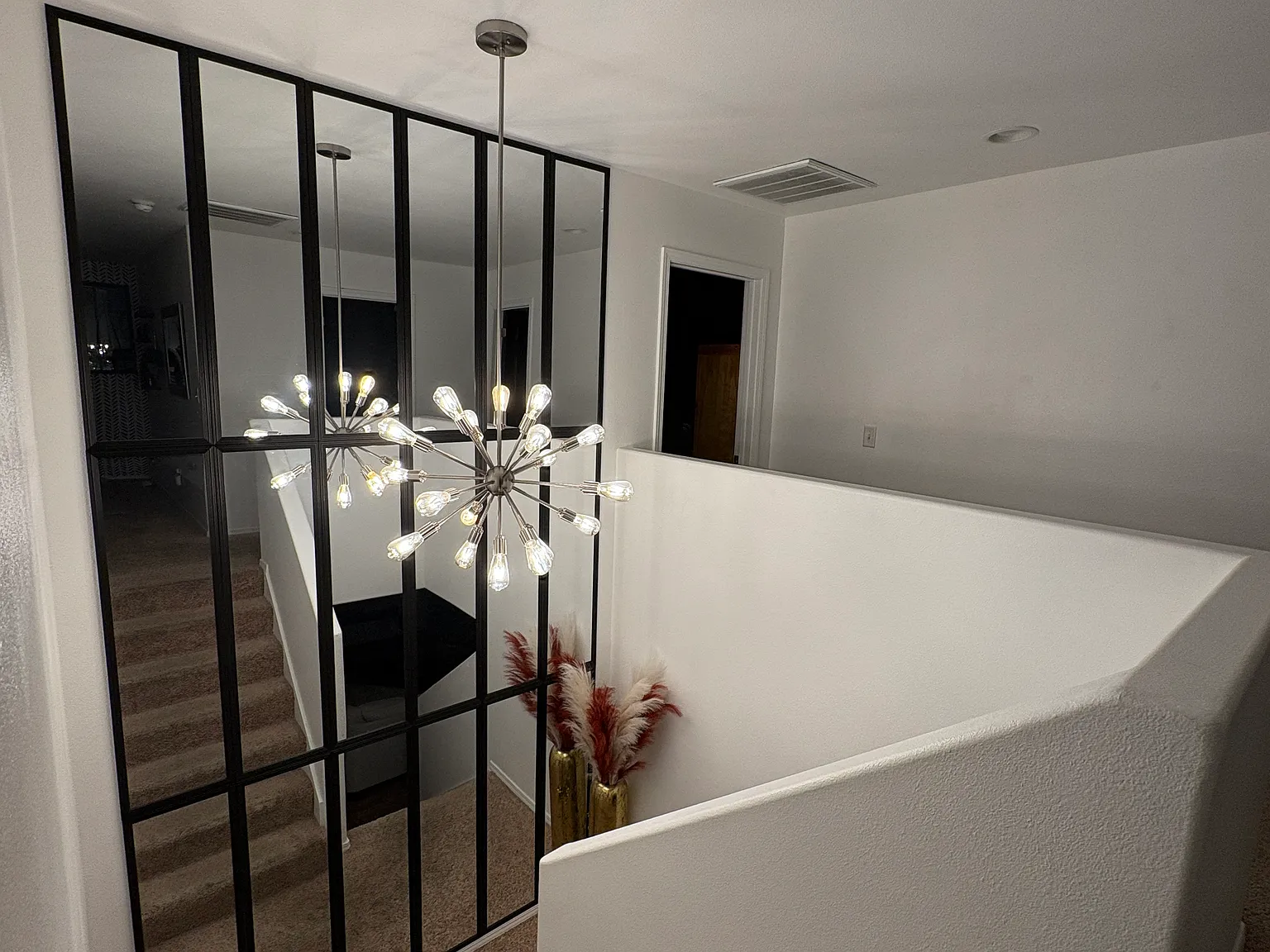 3 bed, 2.5 bath, 2380 sqft, $2,500 — Photo 3