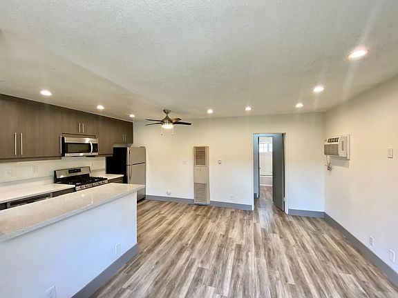 5th image of 12504 Venice Blvd APT 203