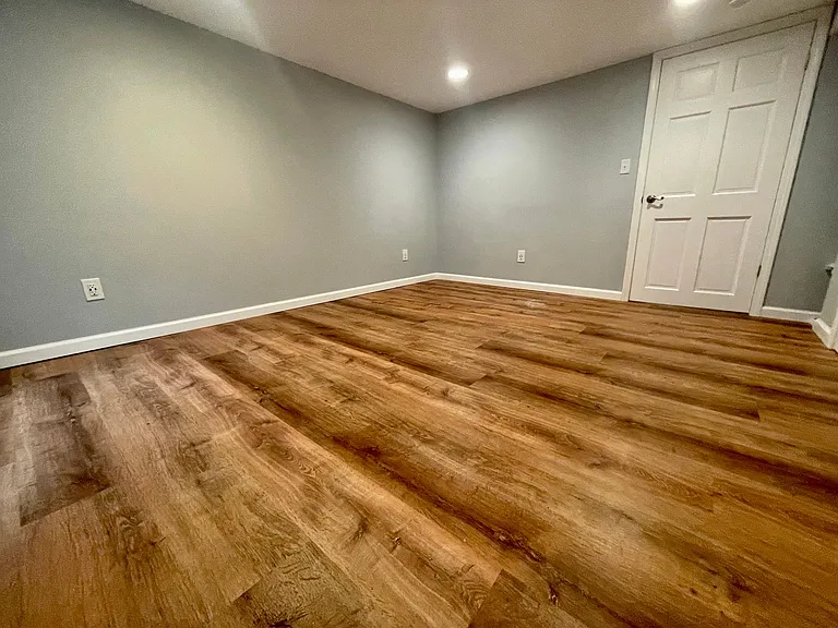 1131 Kraft St — Photo 18