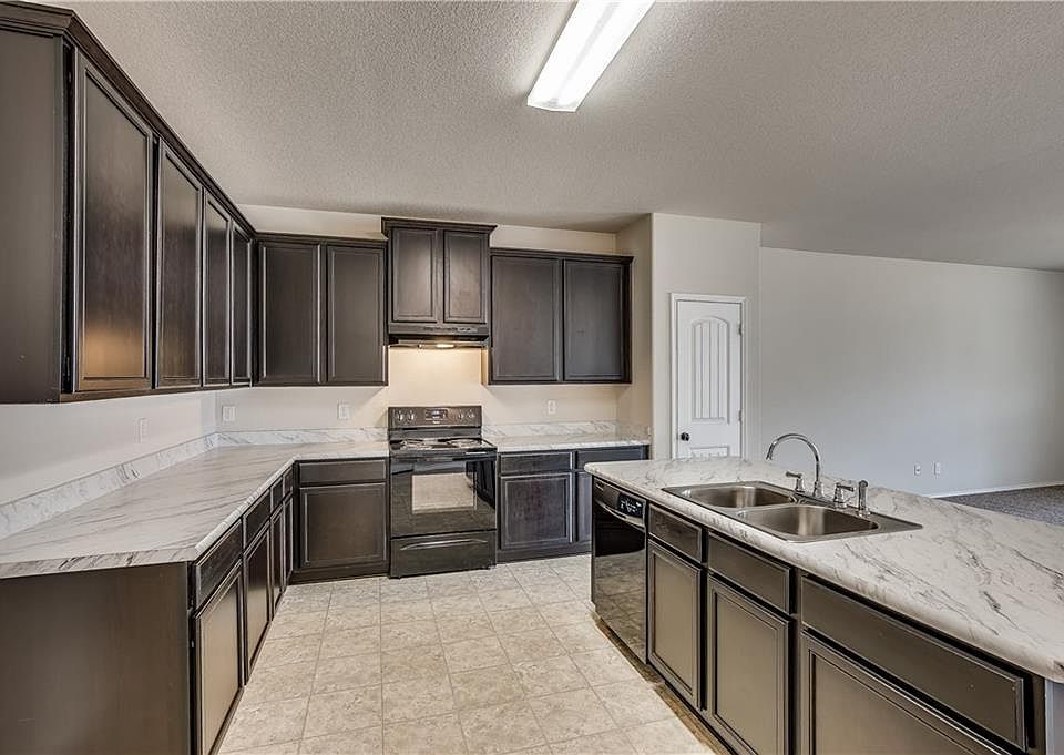 1st image of 9153 Benevolent Ct