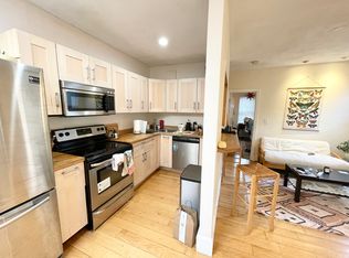 860 Huntington Ave #3, Boston, MA 02115