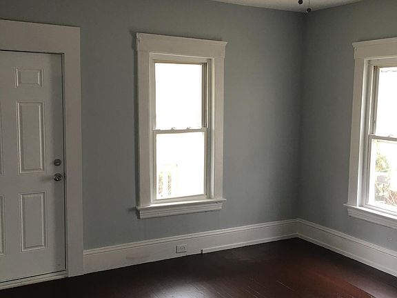 3rd image of 4128 Marvin Ave