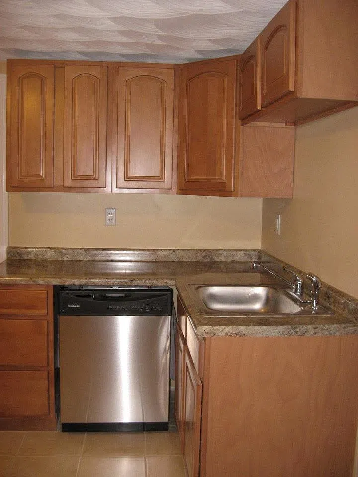 1 bed, 936 sqft, $1,600 — Photo 2