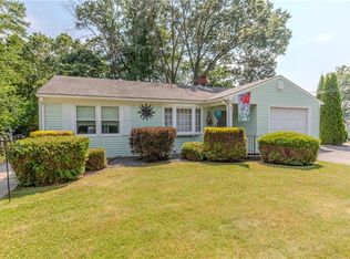 27 Bear Hill Rd, Cumberland, RI 02864