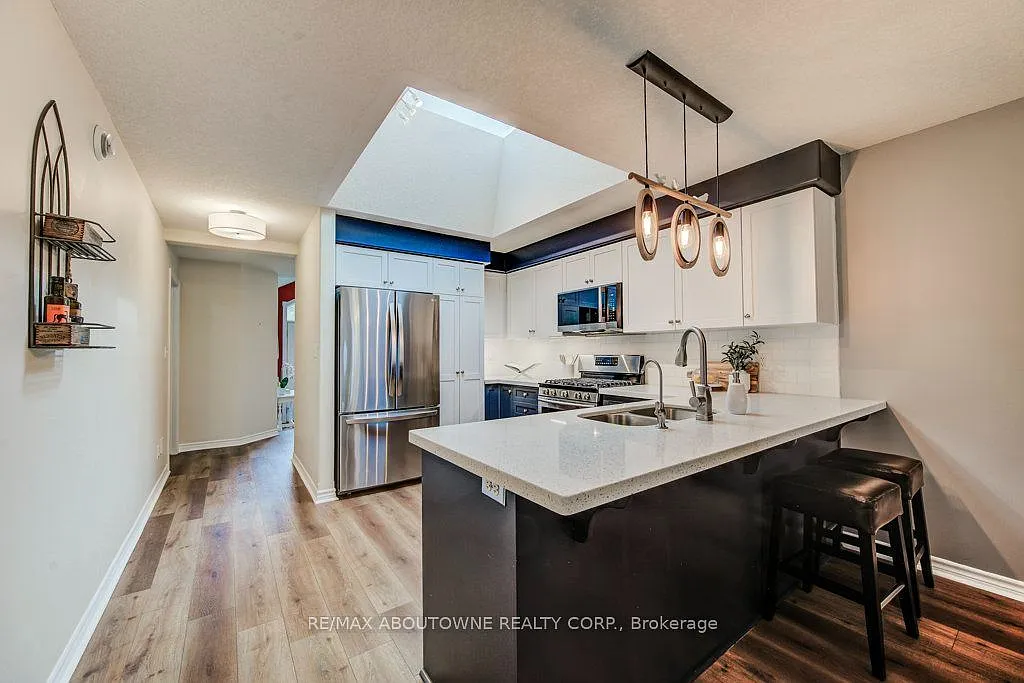 4 bed, $3,500 — Photo 4