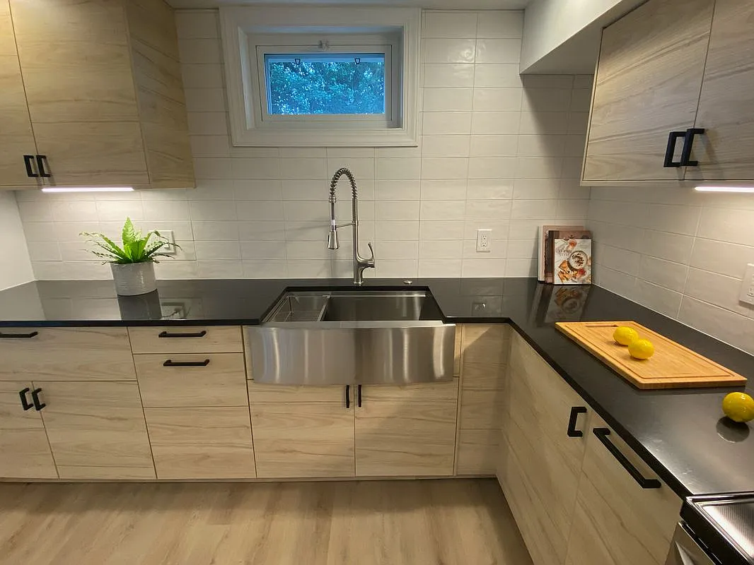 1 bed, 1.0 bath, 900 sqft, $2,400 — Photo 3