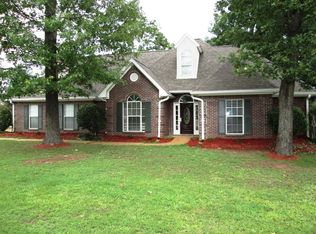 437 Oak Lawn Dr, Pearl, MS 39208