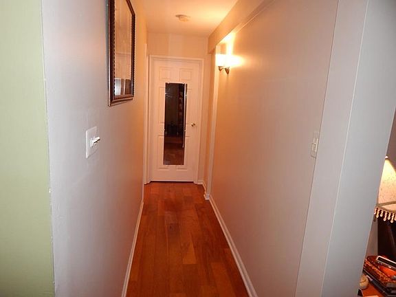 4th image of 5706 W. 129th Street #Unit 3a