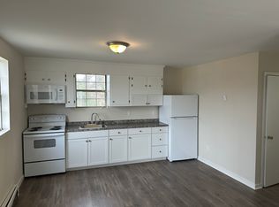 216 Shore St, Petersburg, VA 23803