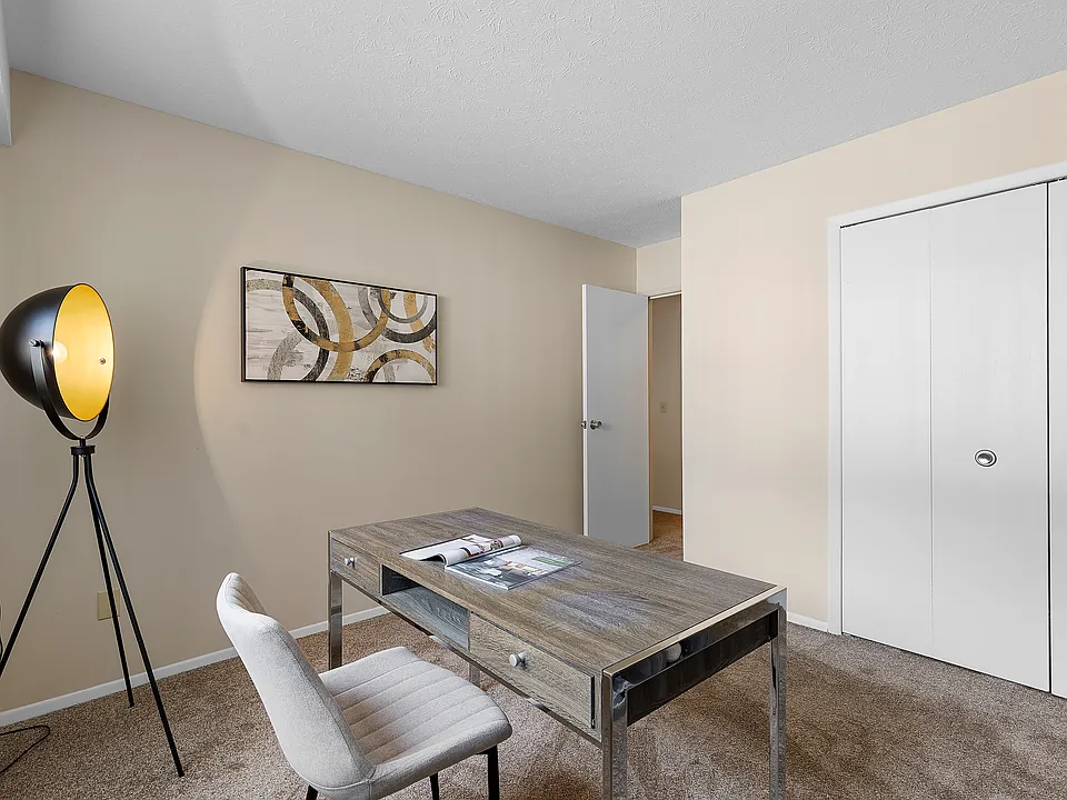 Foxmoor Apartments