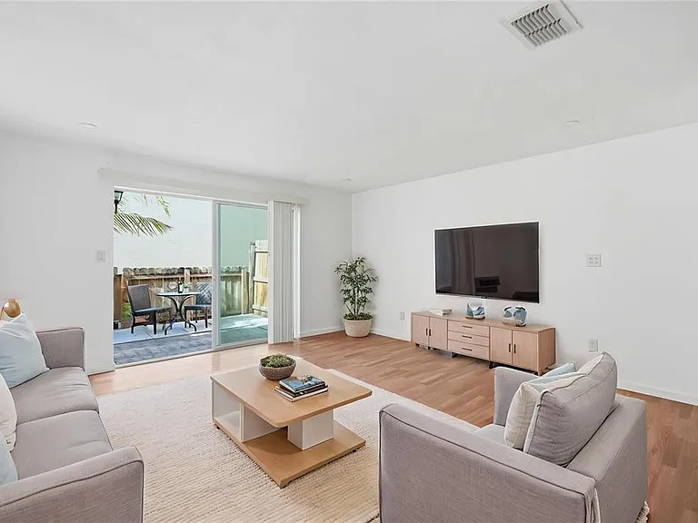 7551 Abonado Rd — Photo 9