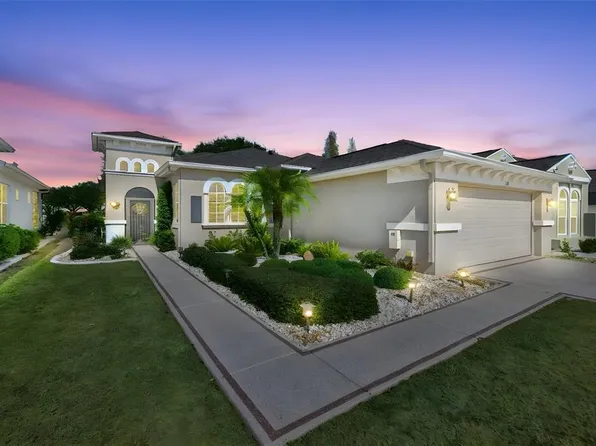 413 Noble Faire Dr, Sun City Center, FL 33573