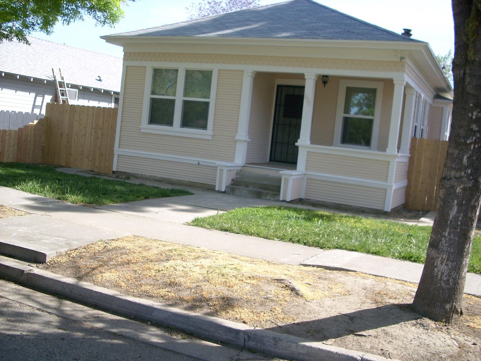 1020 Q St, Newman, CA 95360 Zillow