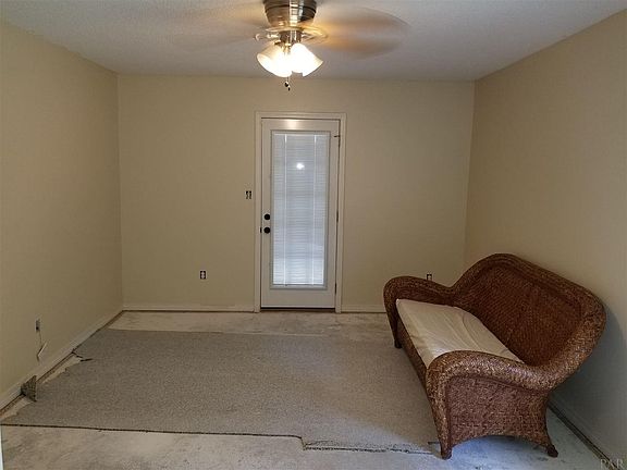 3rd image of 6340 Mers Ln