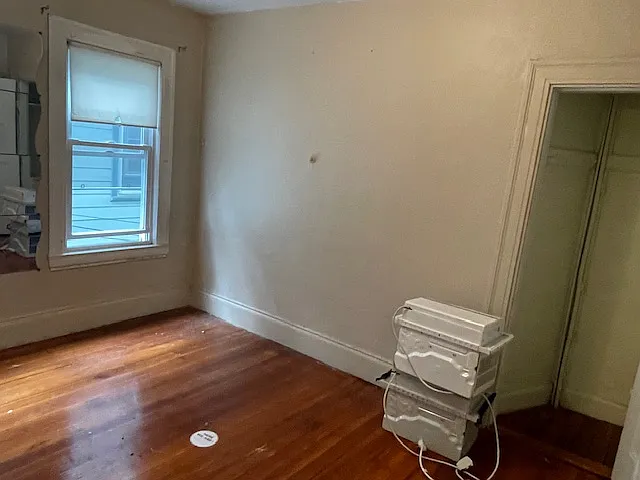 73 Dana St #3R — Photo 5