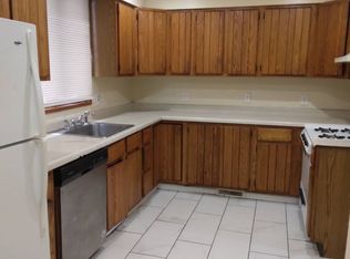 1311 N Church St, Rockford, IL 61103