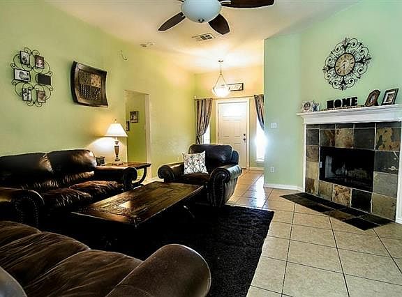 4th image of 453 Asbury Dr