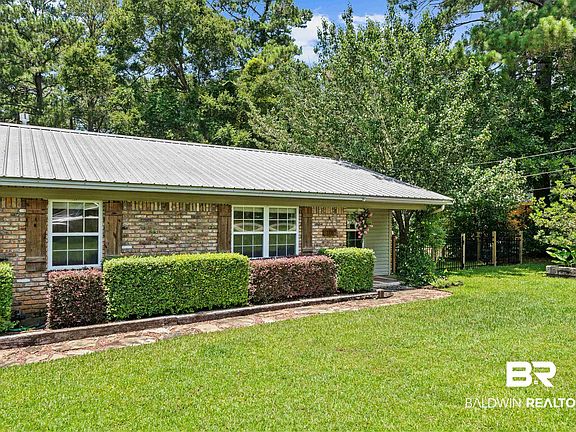 3rd image of 116 Wilson Dr