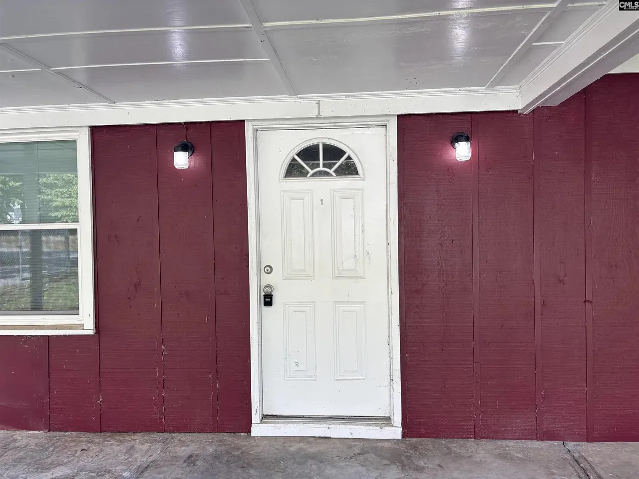 Marietta - 2 — Photo 1