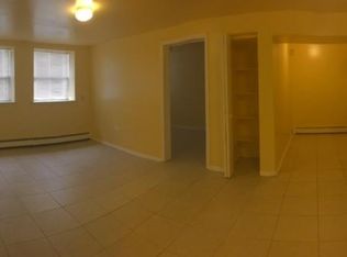 364 E 60th St, Chicago, IL 60637