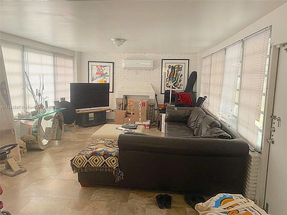 4th image of 510 NW 121st St #0