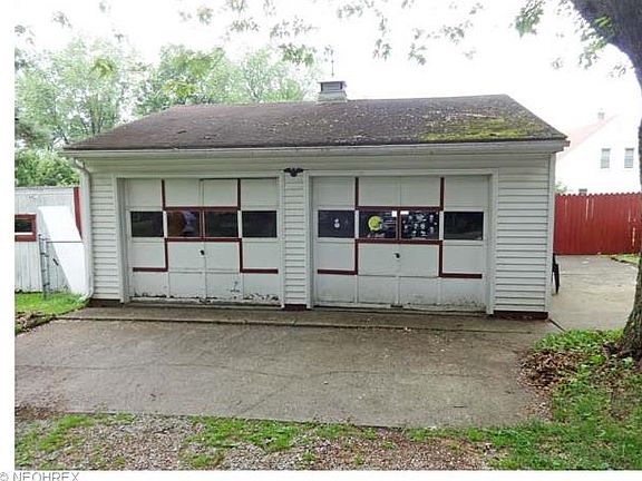 4th image of 4903 Stoner Ave