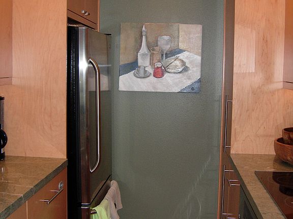 kitchen with 2 dish drawers"