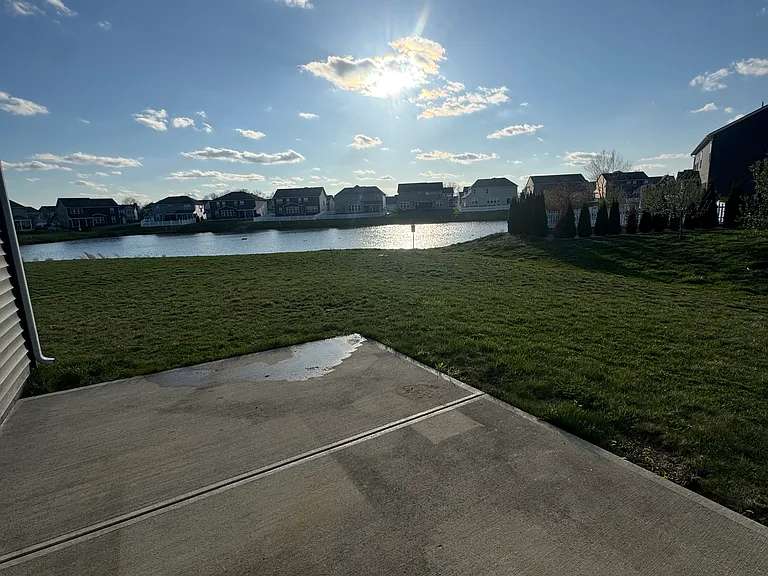 1296 Wood Thrush Ct — Photo 17