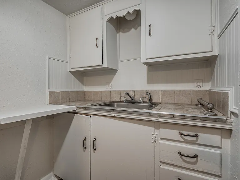 2309 N Florida Ave — Photo 15