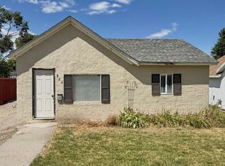 320 Lincoln St, American Falls, ID 83211