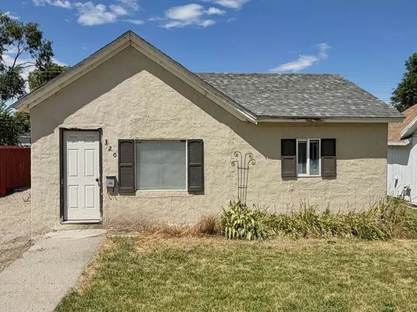 320 Lincoln St, American Falls, ID 83211